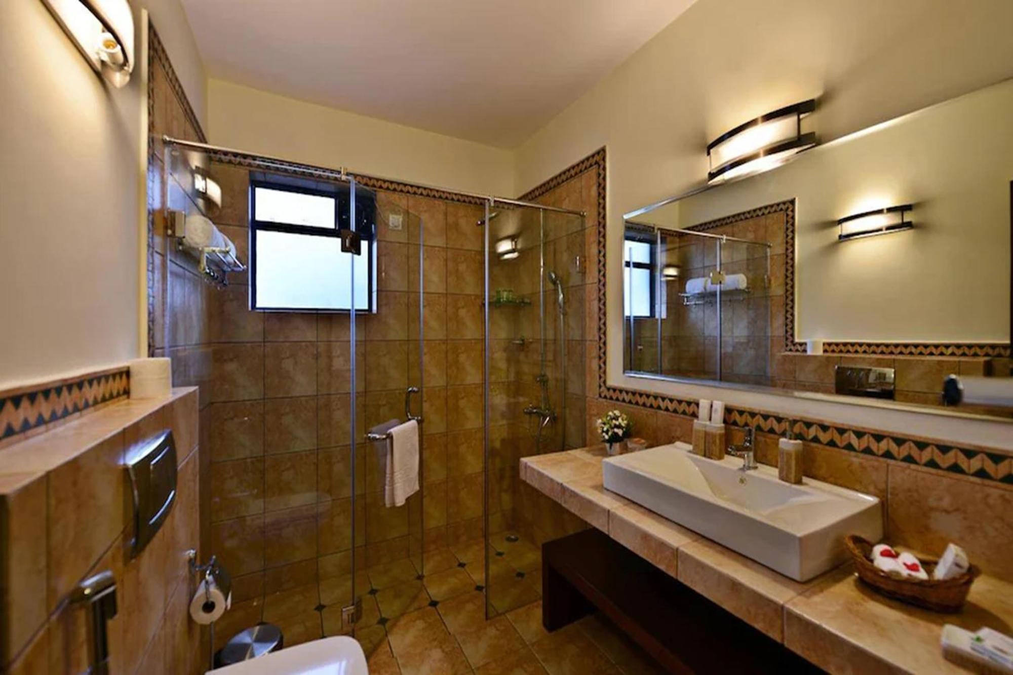 La Sunila Suites & Villas By Wsi, Baga Arpora Luaran gambar