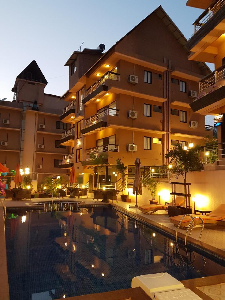 La Sunila Suites & Villas By Wsi, Baga Arpora Luaran gambar